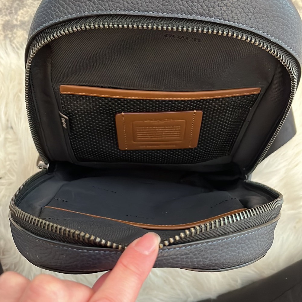 Coach Crossbody Pack - Picture 5 of 13
